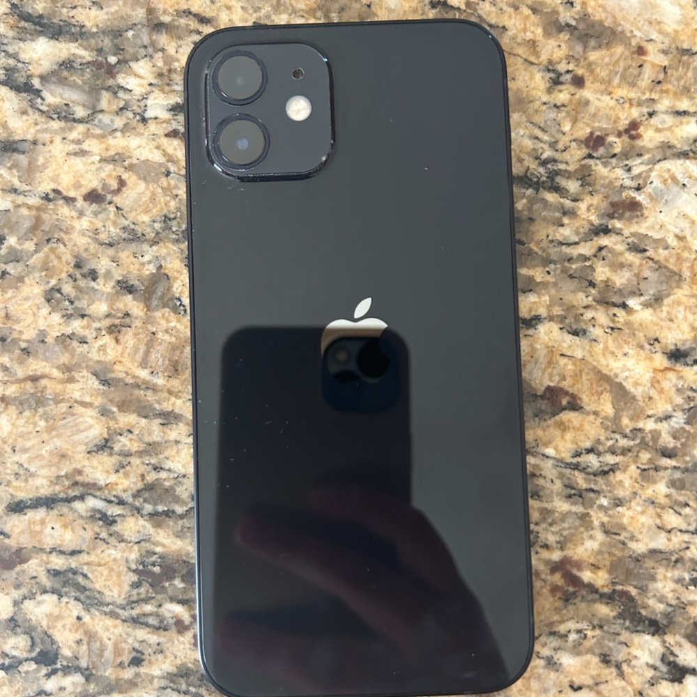 iPhone 12